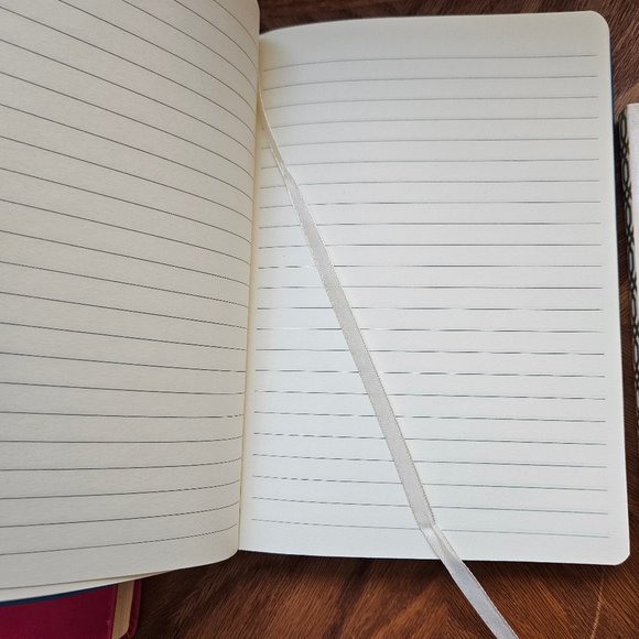 Blank Journals 📓 - Picture 6 of 8